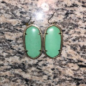 Kendra Scott Elle earrings